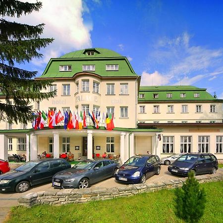 Palace Club Špindlerŭv Mlýn Exteriör bild