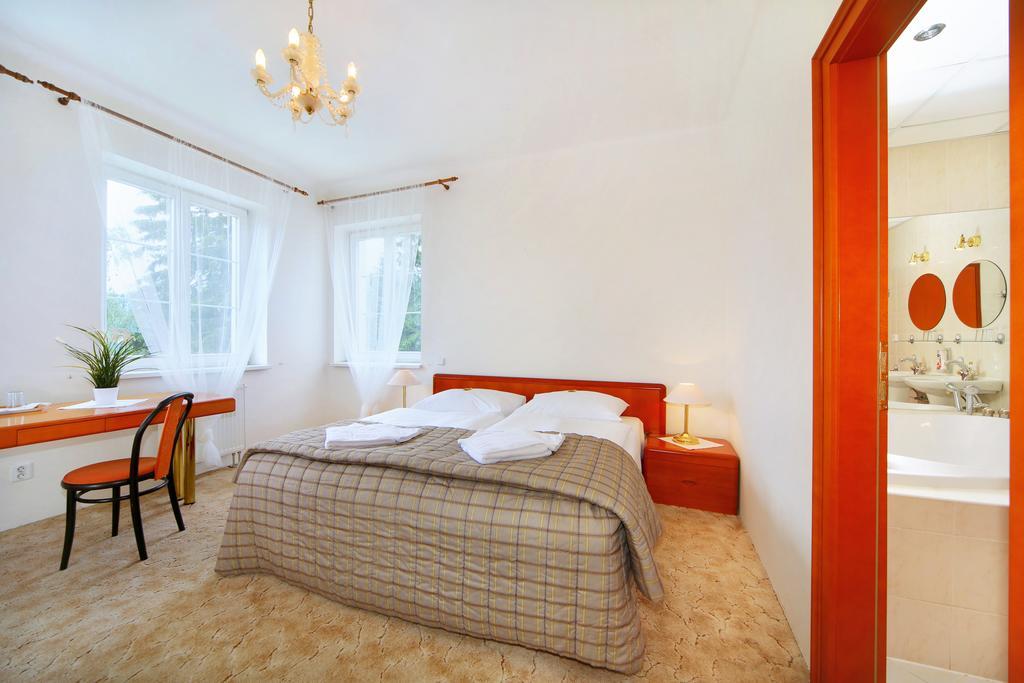 Palace Club Špindlerŭv Mlýn Rum bild