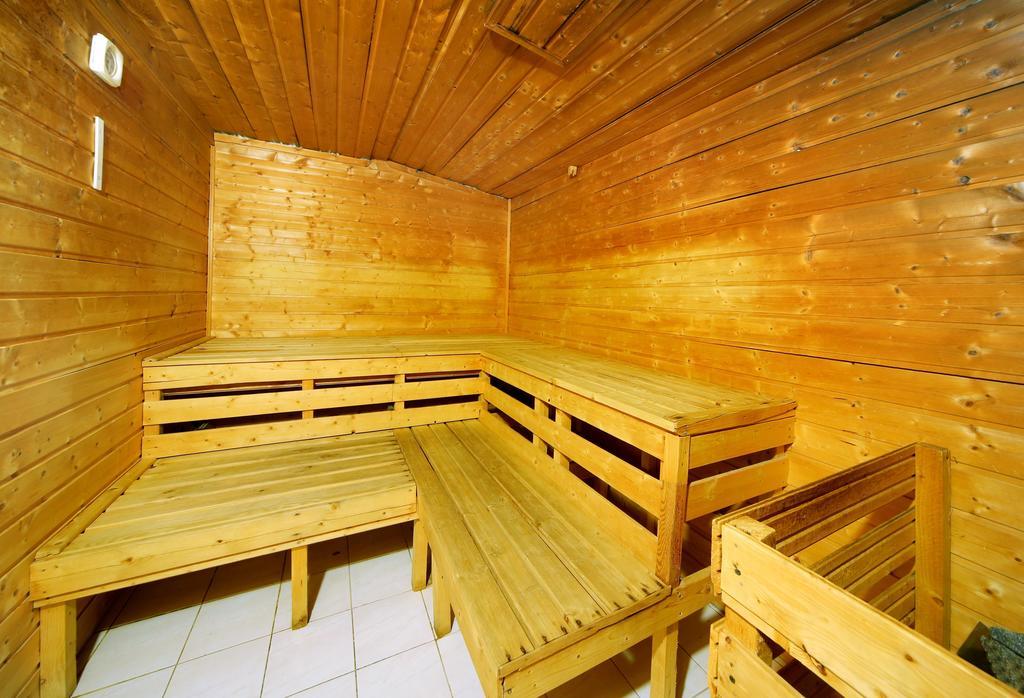 Palace Club Špindlerŭv Mlýn Exteriör bild