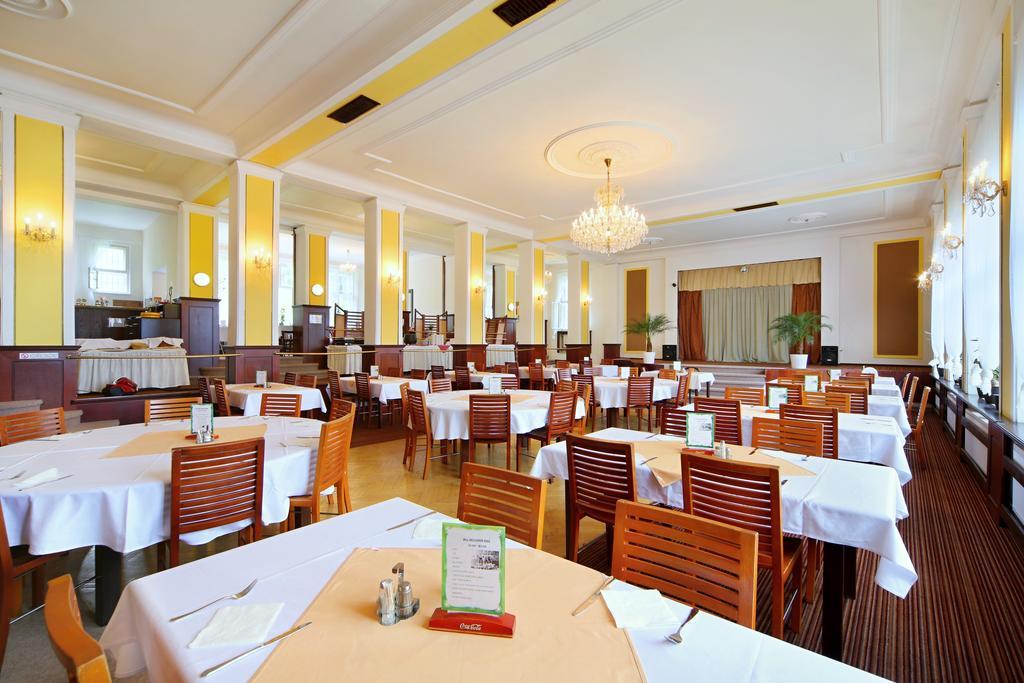 Palace Club Špindlerŭv Mlýn Exteriör bild